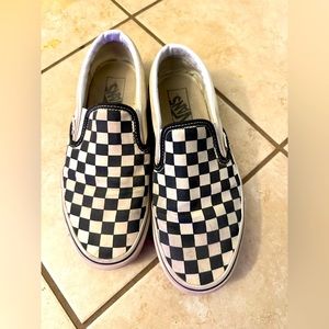 Old school checkered slip on Vans